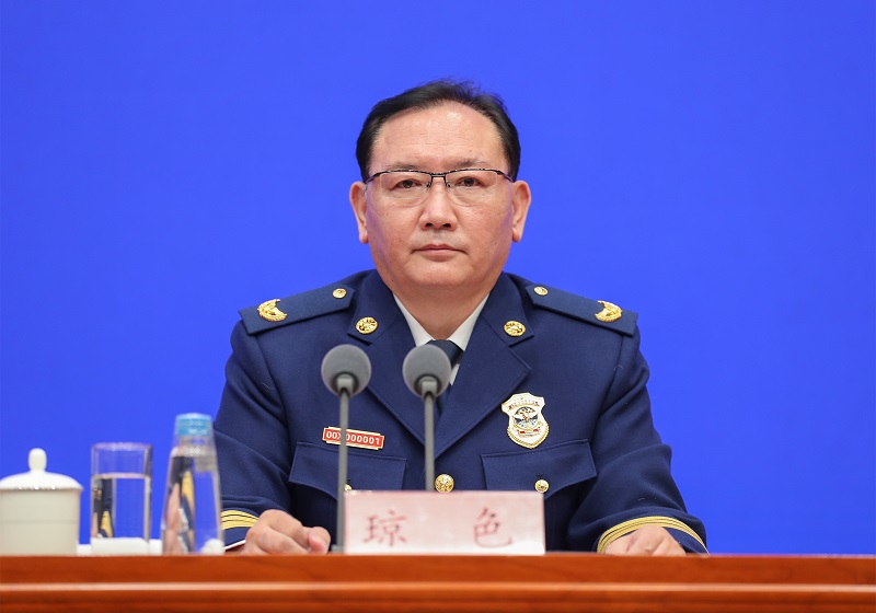 美女被插b网站应急部党组成员、消防救援局局长琼色出席新闻发布会